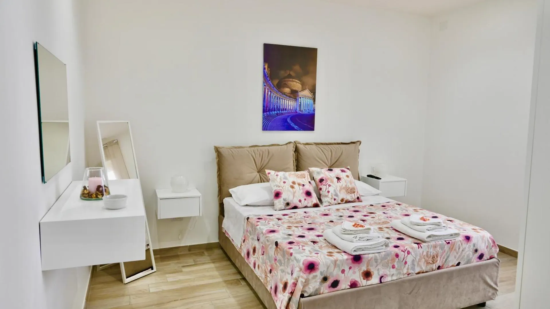 Naples Home 11