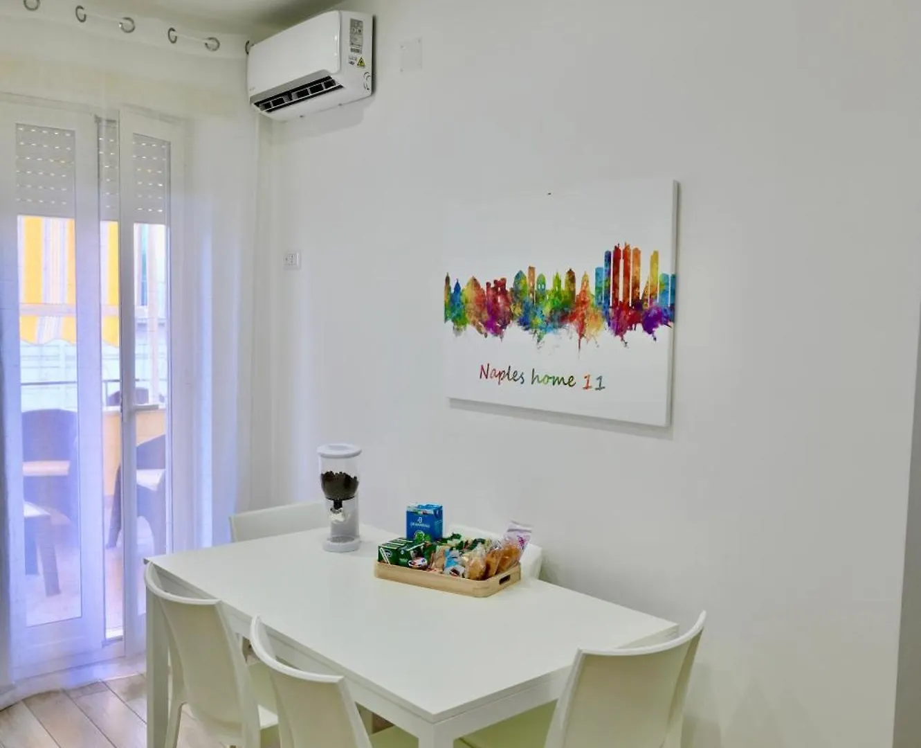 Apartment Naples Home 11