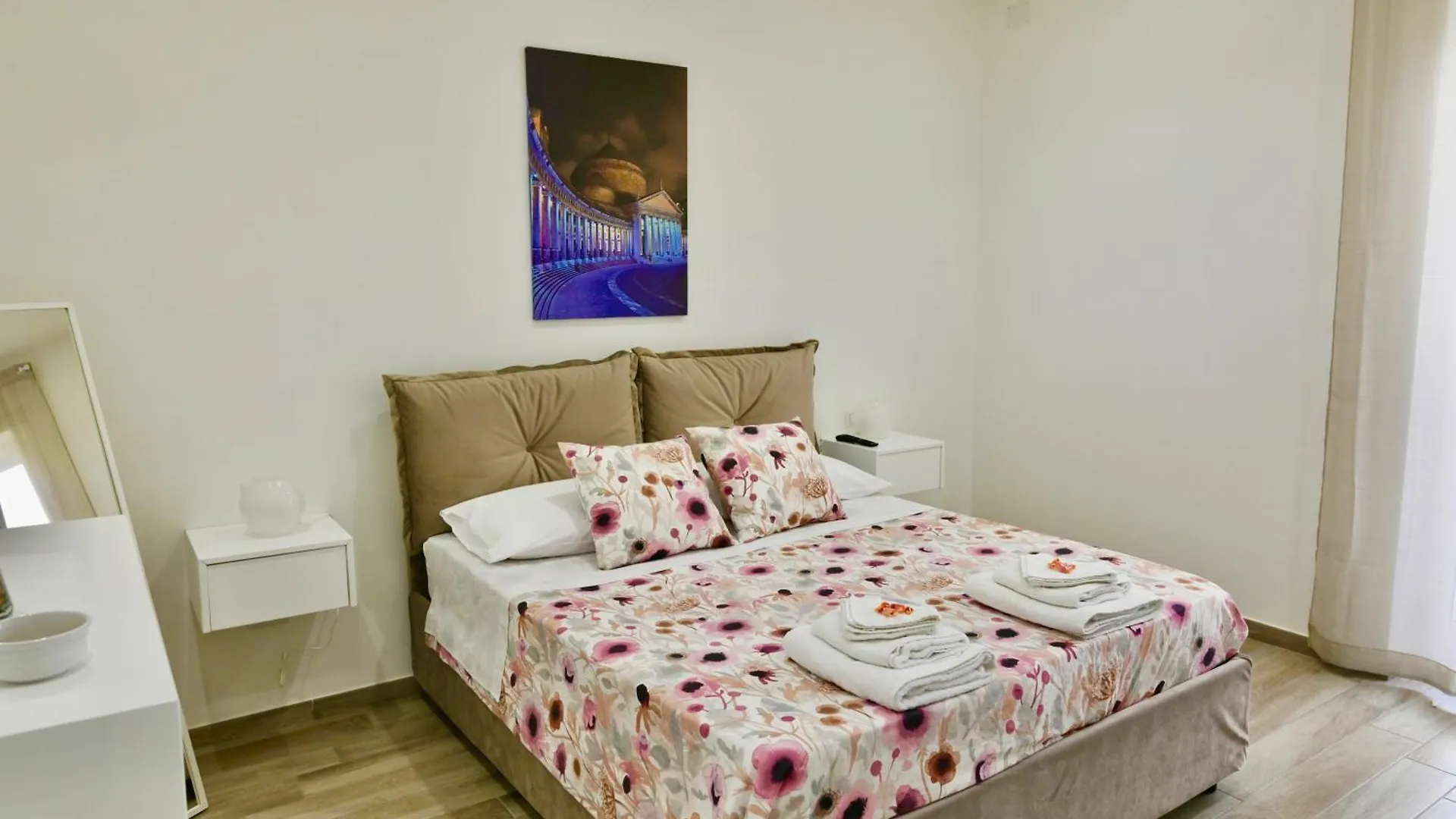Naples Home 11 0*,  Italy